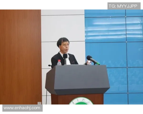 张芳专访：探寻排球背后的成功秘诀与奋斗历程