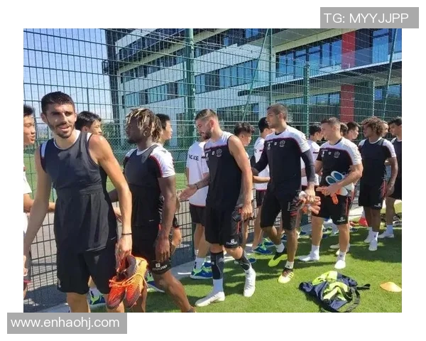 日本足球明星球鞋的魅力与技术结合探索之旅