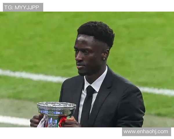 足球明星埃德尔的辉煌职业生涯与他对足球的热爱与奉献