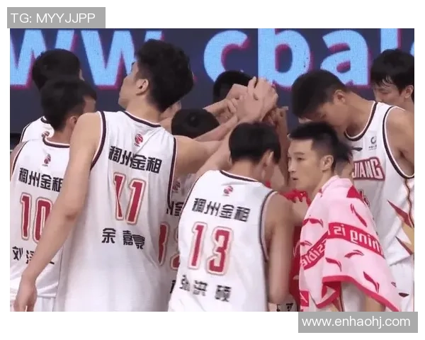 杭州足球队以86分稳居锦标赛积分榜首位展现强劲实力 杭州足球队以86分稳居锦标赛积分榜首位展现强劲实力