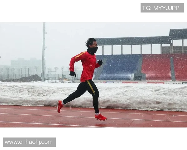 足球明星为中国祈福的温暖瞬间展现团结与希望的美好画面 足球明星为中国祈福的温暖瞬间展现团结与希望的美好画面
