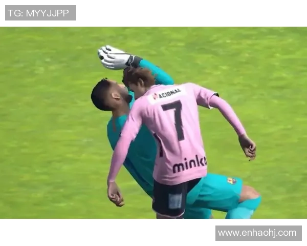 足球明星强吻女记者事件引发热议引关注背后真相曝光 足球明星强吻女记者事件引发热议引关注背后真相曝光