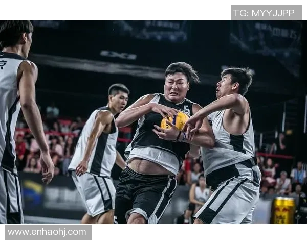 南京篮球队在大师赛中的耐力表现分析与精彩点评